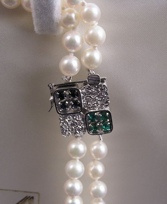 Additional Photos for Japanese Pearl Necklace w/Sapphire/Emerald