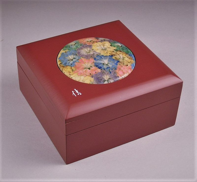 Very Fine Japanese Cloisonne Medallion w/Wooden Box by Shinya Okamoto