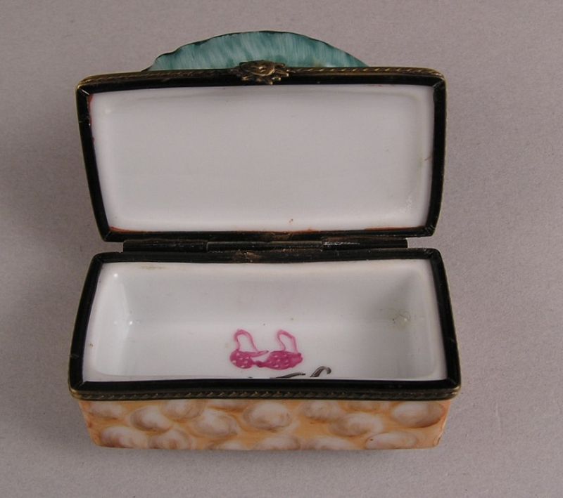 Adorable French Porcelain Limoges Trinket Pig Box Hand Painted