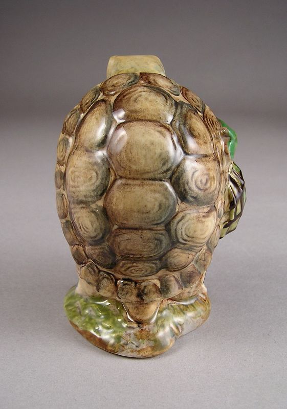 Beatrix Potter Turtle Figurine. Mr. Alderman Ptolemy.