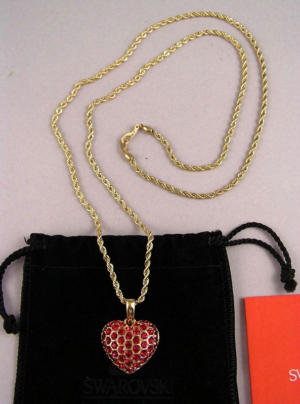 Beautiful Swarovski Heart Shape Pendant with Necklace Chain