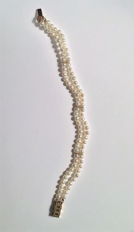 Fine Double Strand Pearl Bracelet with attractive 14K gold clasp