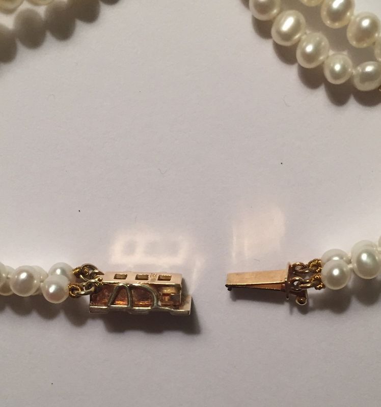 Fine Double Strand Pearl Bracelet with attractive 14K gold clasp