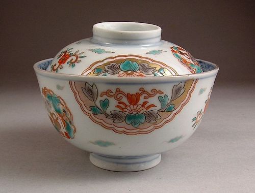 Fine Quality Japanese Ko Imari Covered Bowl Early 19c