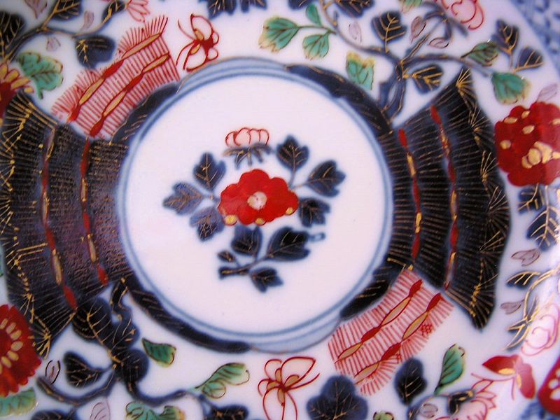 Fine Japanese Ko Imari Plate, Fence design mid 19c