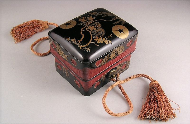 Amazingly Fine Rare Japanese Makie Kobako, 19c