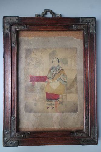 A Huanghuali frame with color photograph