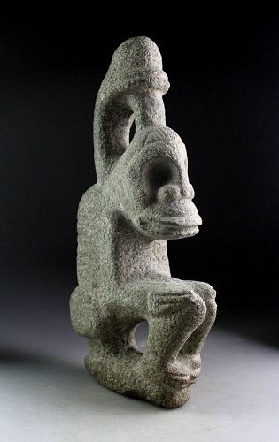 Museum Quality stone figure of squating God, Taino Culture!