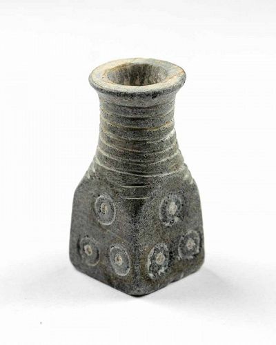 High quality Chlorite bottle, Ancient Near East, 3rd. mill. BC.