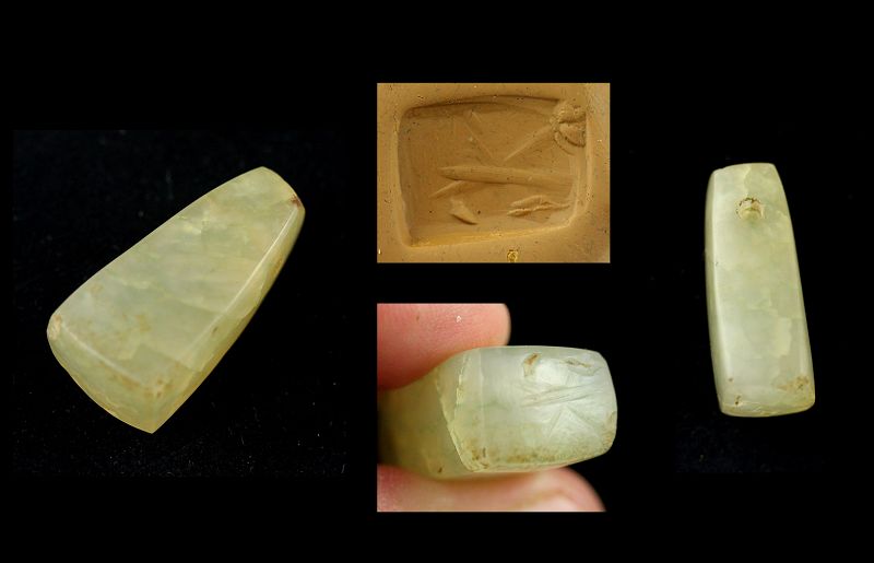 Large 36 mm Neo-Babylonian Chalcedony stamp seal 9th.-7th. cent BC