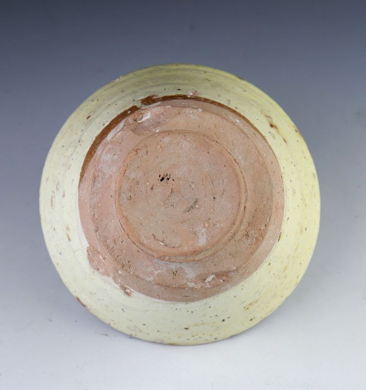 A very nice Islamic Sgraffito pottery bowl, Bamiyan 12th. century AD
