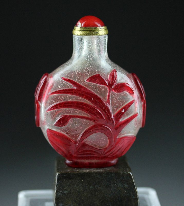 High quality Chinese Red-Overlay glass Snuff Bottle, 18th century!