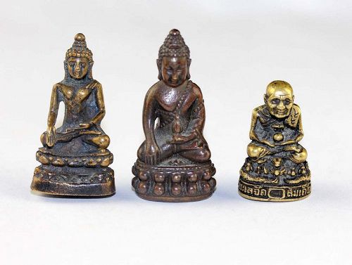 Attractive set of three old Thai miniature bronze buddha figures!