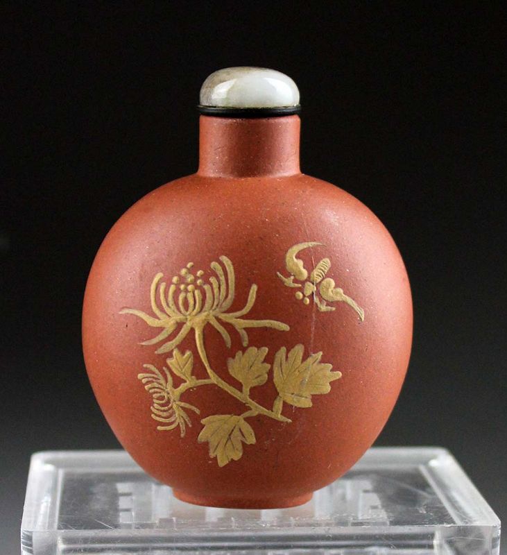 Superb inscribed Chinese Yixing snuff bottle, dating c. 1880