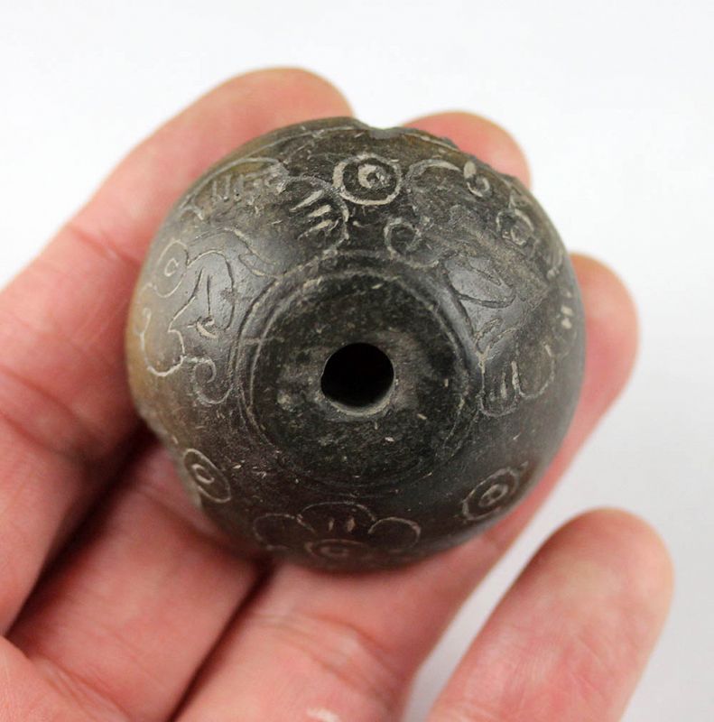 Massive finely engraved Pre-Columbian Spindlewhorl weight!