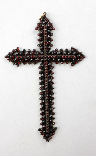 A lovely Victorian silver & gold cross with Bohemian garnets, ca. 1880