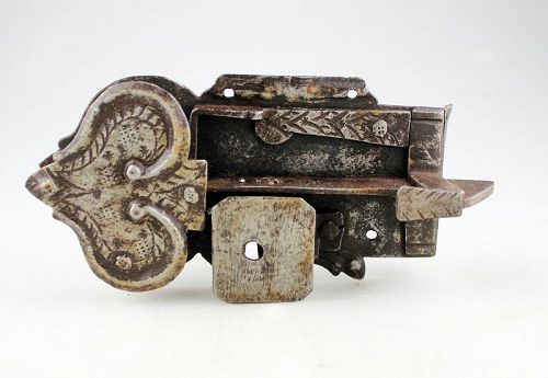 Lovely European 17th. century Early iron lock with heart decoration