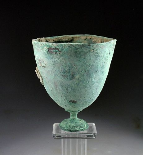 Large footed bronze chalice Bactria Margiana / BMAC), 2nd mill.BC