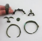Nice lot of 7 Celtic bronzes, incl. stamp seal!