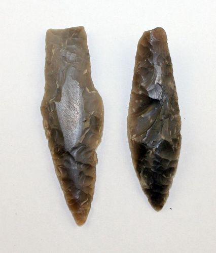 Nice lot of two Danish Neolithic silex spear points, c. 2200-1800 BC