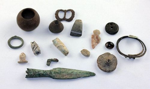 Lot of 16 interesting antiquities, neolithic to Roman periods!