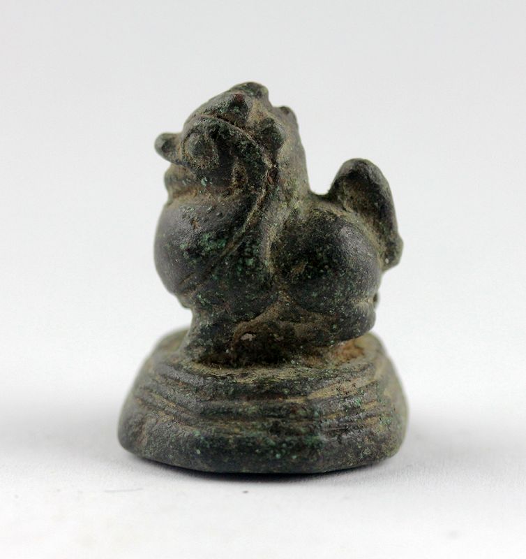 Fine early bronze Opium weight of To or beast, Burma, c. 1600-1650!