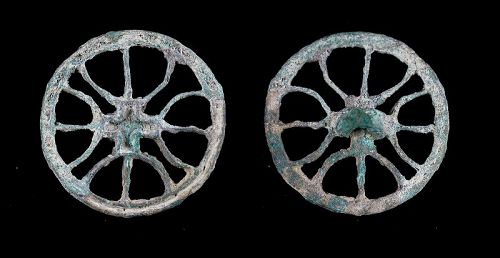Large bronze openwork compartement seal, Bactrian, 3rd. mill. BC
