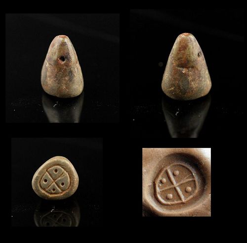 Fine Levantine stone stamp seal, 3rd. millenium BC