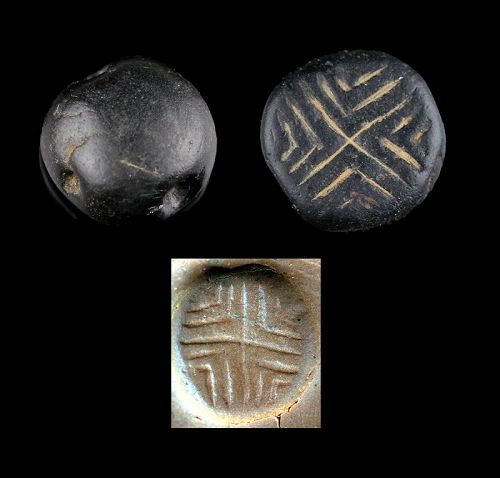 Pre-historic black stone stamp seal w Cross pattern c. 3500 BC