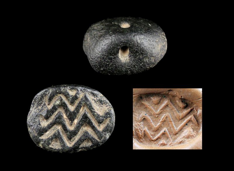 Pre-historic stone stamp seal w Zig-Zag design, 5th.-4th. mill BC