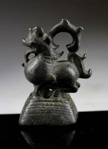 Scarce & massive 1/2 Viss / 50 Tical bronze opium weight of a Toe