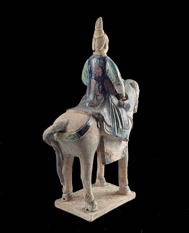 Chinese Ming Dynasty pottery female rider / attendant!