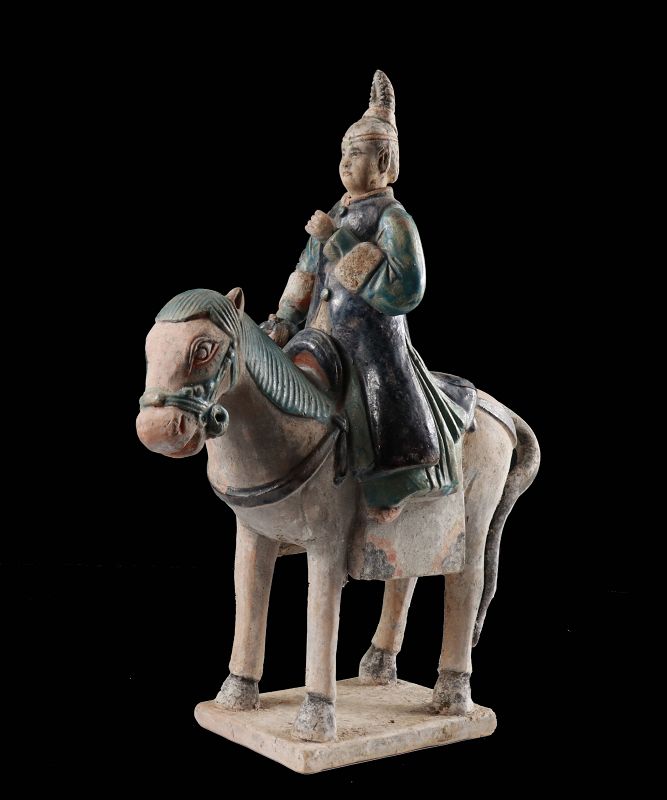 Chinese Ming Dynasty pottery female rider / attendant!