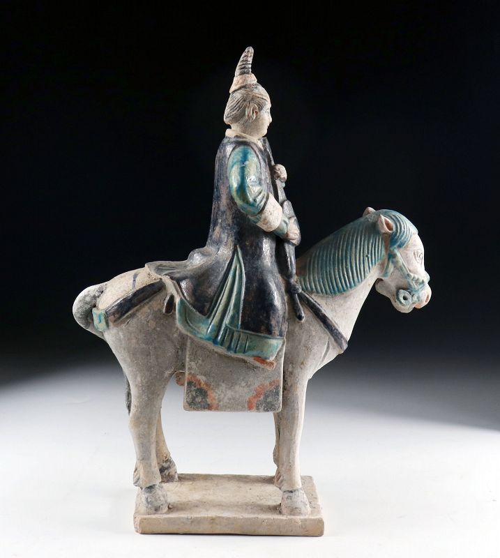 Chinese Ming Dynasty pottery female rider / Musician!