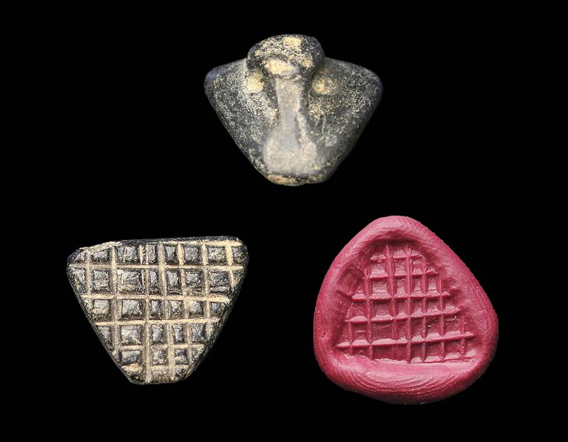 Halaf stone stamp seal, NV Mesopotamia c. 6th. mill. BC