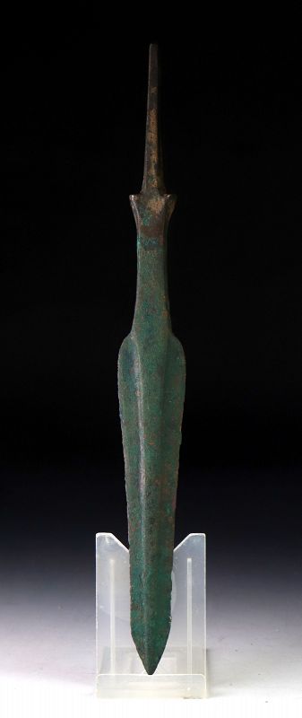 Choice Luristani tanged Bronze Lance, c. mid 2nd. mill B.C.