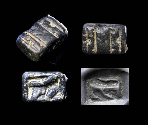 Scarce serpentine bifacial stamp seal, Mesopotamian 4th. mill. BC