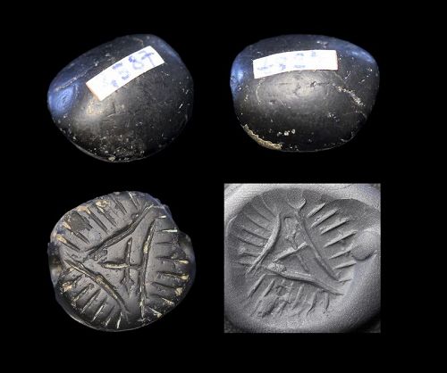 Fine blackstone gable seal, Anatolia / Mesopotamia, 3rd.-2nd. mill. BC