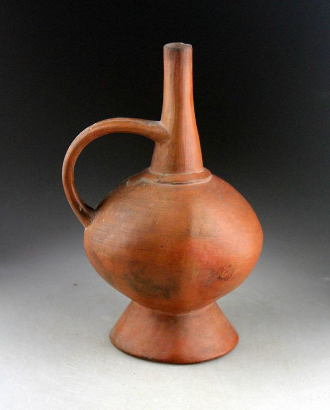 Attractive Pre-Columbian pottery spouted jar w handle, 900-1300 AD