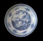 A large Chinese porcelain Ming dynasty Swatow dish, 16th C.