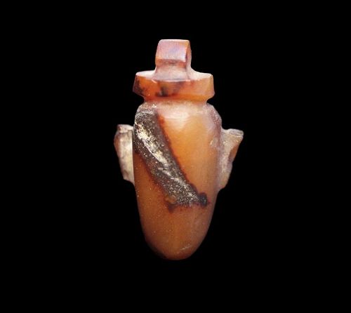 Fine substantial carnelian amulet of a heart, Egyptian, 2nd. mill. BC
