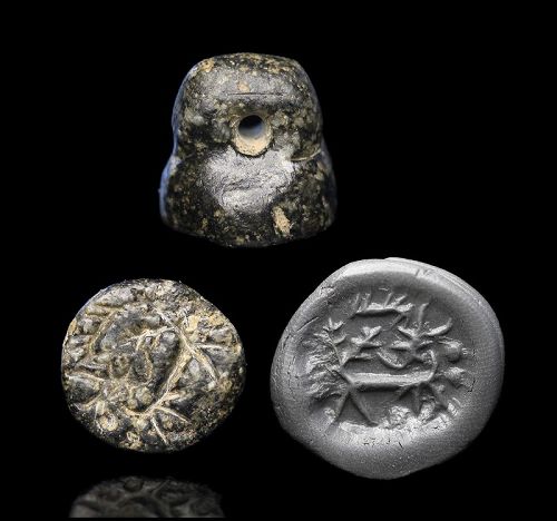 Interesting figural stamp seal, West-Mesopotamian, Ubaid-Uruk
