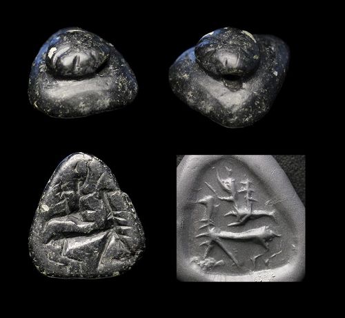 Large triangular West-Mesopotamian stamp seal, 3rd. millenium BC