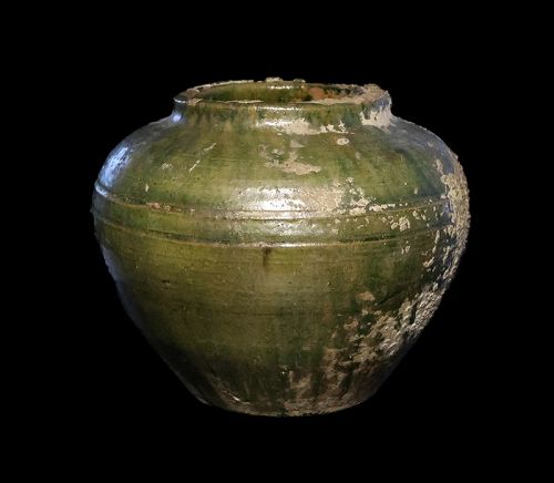 Fine Chinese green glazed pottery jar, Han Dynasty