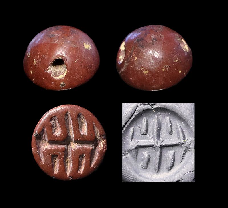 Mesopotamia Uruk stamp seal in red jaspis, c. 4th.-early 3rd. mill BC