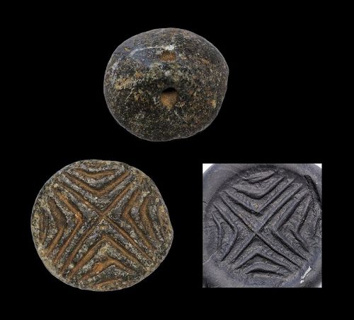 Earl Mesopotamian Cruciform stamp seal, Ubaid, 5th. mill. BC