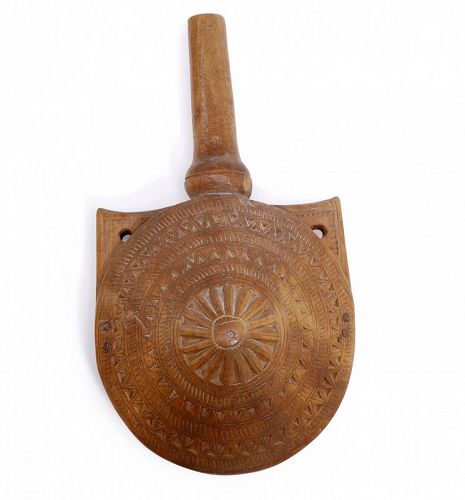 North African wooden carved 'pilgrim' powder flask, 19th. century