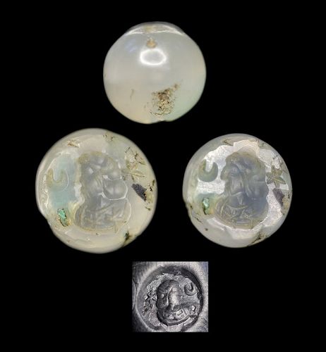 Sasanian Globular agate stamp seal w portrait of a ruler or Prince