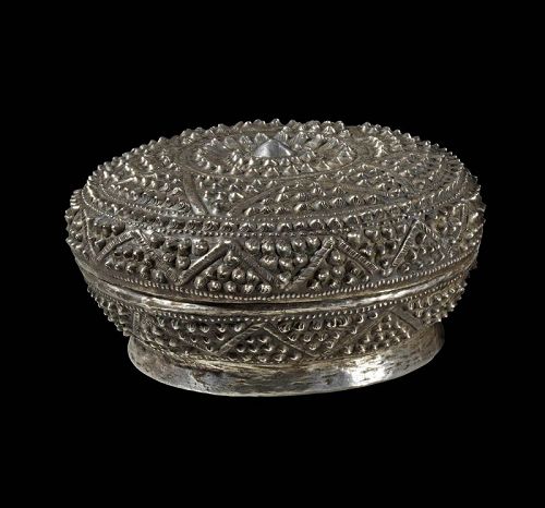 Fine early repousee silver box, Burma, 19th. century