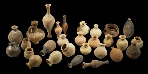Massive collection of Roman pottery vessels, c. 1st.-4th. cent. AD